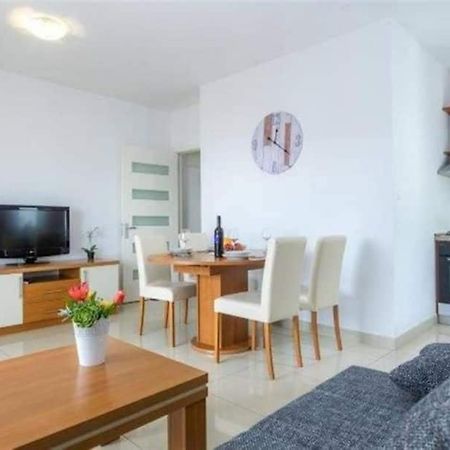 Islando 3 Apartment Novalja Bagian luar foto