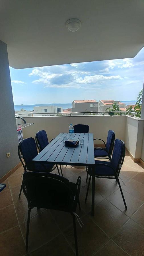 Islando 3 Apartment Novalja Bagian luar foto