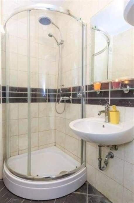 Islando 3 Apartment Novalja Bagian luar foto